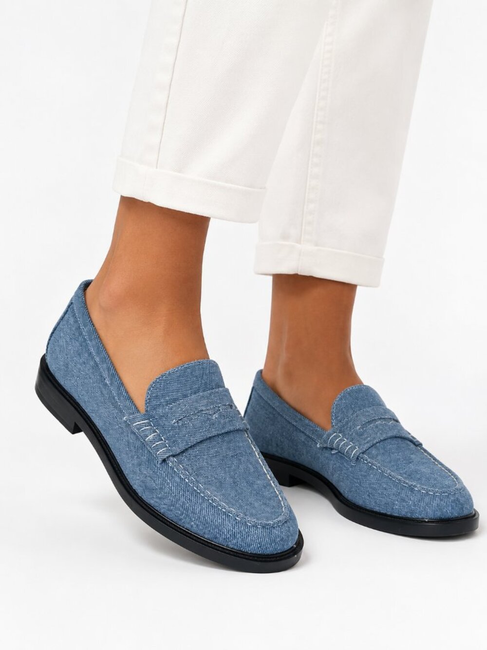 Steve Madden Light Blue Denim Penny Loafers SZ 6